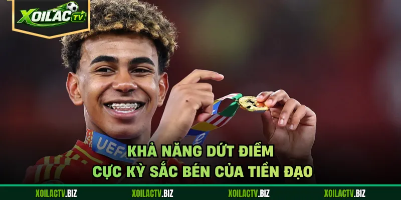Khả năng dứt điểm cực kỳ sắc bén của tiền đạo